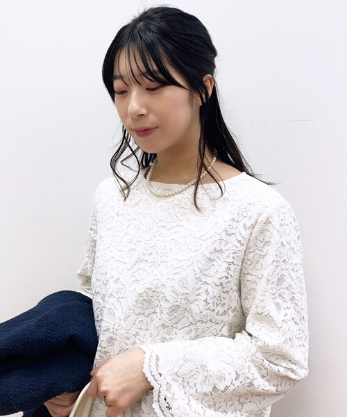 OPAQUE.CLIP(オペークドットクリップ)の「◆ガラス調フェイクパールネックレス【日本製】(ネックレス・レディース・オフホワイト・00)」の4枚目の写真