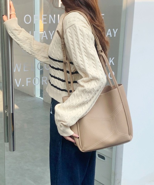 the case（ザケース）の「[THE CASE SELECT]embroidery vegan leather tote　エコレザートートバッグ *ポーチ付き（ショルダーバッグ・レディース・ブラック/グリーン/ブラウン/ベージュ・FREE）」の3枚目の写真