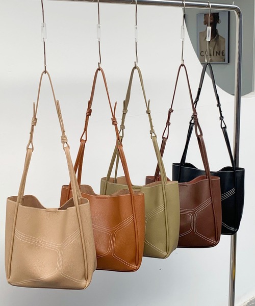 the case（ザケース）の「[THE CASE SELECT]embroidery vegan leather tote　エコレザートートバッグ *ポーチ付き（ショルダーバッグ・レディース・ブラック/グリーン/ブラウン/ベージュ・FREE）」の11枚目の写真