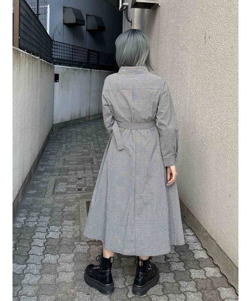 jouetie(ジュエティ)の「【低身長サイズあり】アシメステッチシャツワンピース(ワンピース・レディース・オフホワイト/ブラック/グリーン・MEDIUM/SMALL)」の19枚目の写真