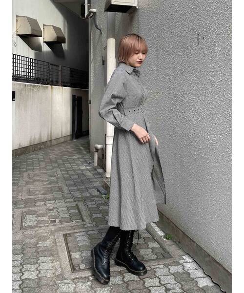 jouetie(ジュエティ)の「【低身長サイズあり】アシメステッチシャツワンピース(ワンピース・レディース・オフホワイト/ブラック/グリーン・MEDIUM/SMALL)」の12枚目の写真