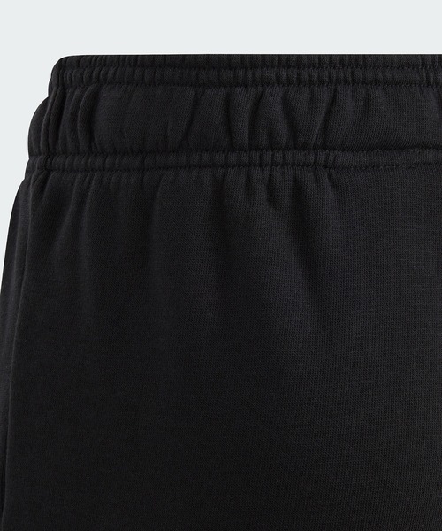 adidas(アディダス)の「エッセンシャルズ レギュラーフィット ビッグロゴ コットンパンツ / アディダス adidas(スウェットパンツ・キッズ・ブラック・130/140/150/160)」の8枚目の写真