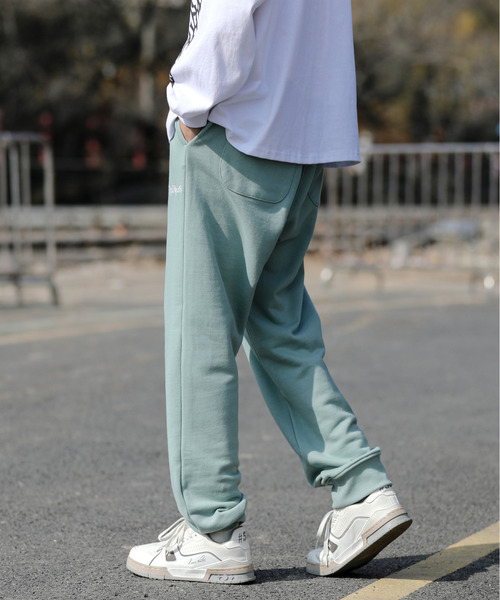 neos(ネオス)の「【neos -addictive design-】ルーズシルエット ヘビーウェイト ワンポイント ロゴ スウェット パンツ(スウェットパンツ・メンズ・杢グレー/ブラック/ホワイト/グリーン/ブルーグレー・X-LARGE/MEDIUM/LARGE)」の8枚目の写真