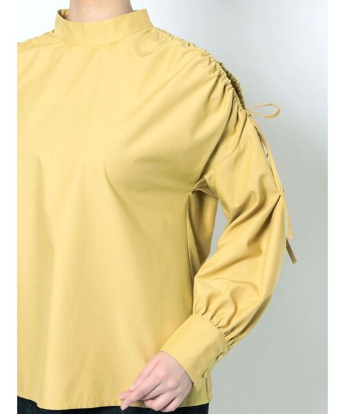 LAGUNAMOON（ラグナムーン）の「オープンショルダーギャザーブラウス（シャツ/ブラウス・レディース・ホワイト/ブラック/イエロー・FREE）」の9枚目の写真