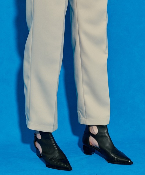 UNITED TOKYO（ユナイテッドトウキョウ）の「コンビベルトストレートパンツ（スラックス・レディース・ブラック/ダークグリーン/アイボリー・1/2/3）」の16枚目の写真