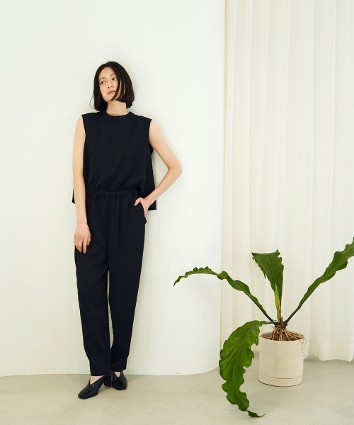 marjour（マージュール）の「BACK OPEN COMBINAISON（つなぎ/オールインワン・レディース・ブラック・M）」の4枚目の写真