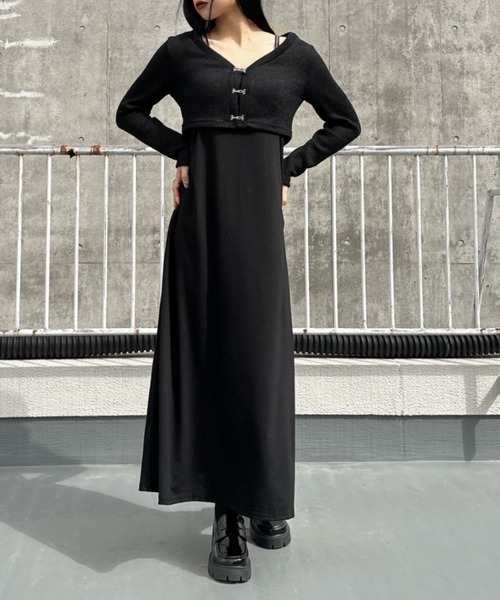 LVEU.（ラブユ.）の「Hook design cropped sheer cardigan / ホックデザインクロップドシアーカーディガン（スウェット・レディース・ブラック・FREE）」の9枚目の写真