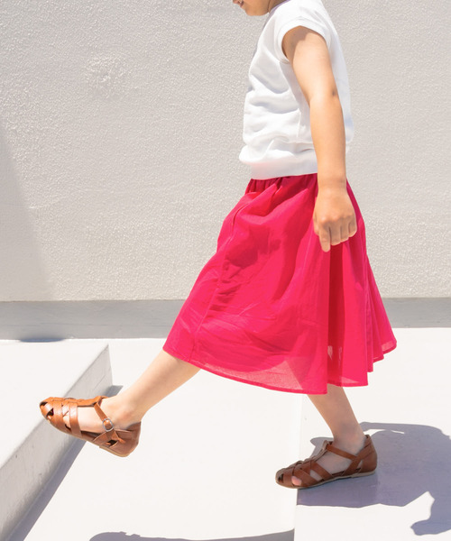 URBAN RESEARCH DOORS（アーバンリサーチドアーズ）の「『親子リンク』コットンローンギャザースカート(KIDS)（その他パンツ・キッズ・ピンク/グリーン・105/120/135）」の17枚目の写真