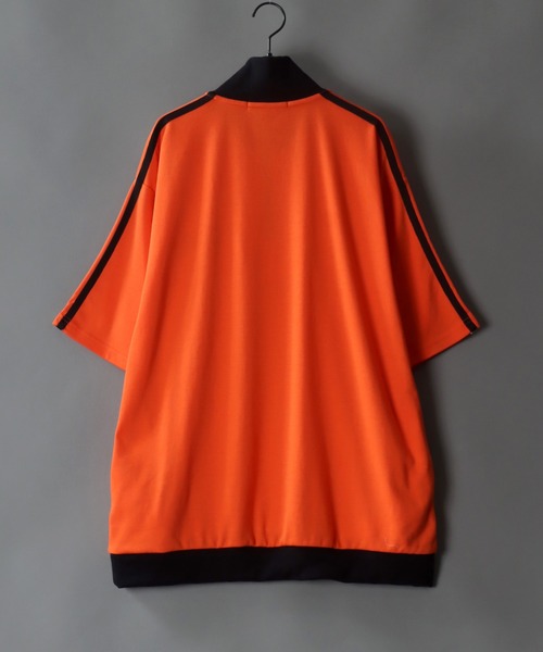 SITRY(シトリー)の「Big silhouette one point stitch half zip polo shirt / ビッグシルエット ワンポイント 刺繍 ハーフジップ 半袖 ポロシャツ(ポロシャツ・メンズ・ホワイト/オレンジ/ブラック・M/L)」の8枚目の写真