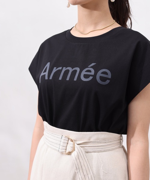 Chez toi（シェトワ）の「機能素材ノースリロゴプルオーバー（Tシャツ/カットソー・レディース・グレイッシュベージュ/ブラック/オフホワイト・FREE）」の13枚目の写真