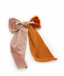 ROOM（-）の「w tone ribbon pin（ヘアピン）」