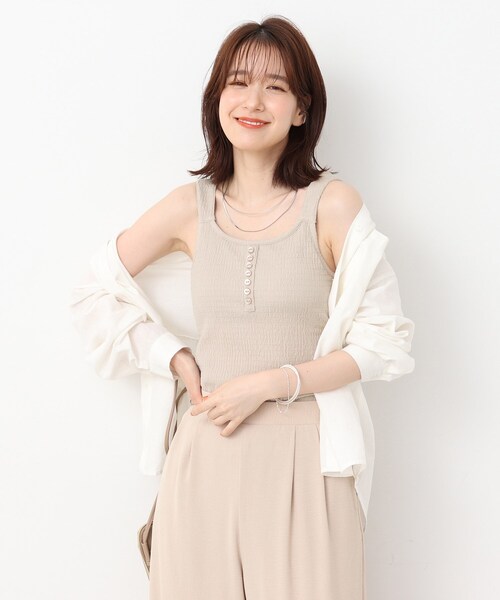 Cutie Blonde（キューティーブロンド）の「◆大人ヘルシーコーデに！ カップ付きタンク（タンクトップ・レディース・ブラック/ナチュラル・03/02）」の2枚目の写真