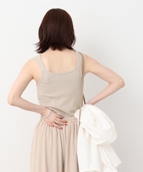 Cutie Blonde（キューティーブロンド）の「◆大人ヘルシーコーデに！ カップ付きタンク（タンクトップ・レディース・ブラック/ナチュラル・03/02）」の13枚目の写真