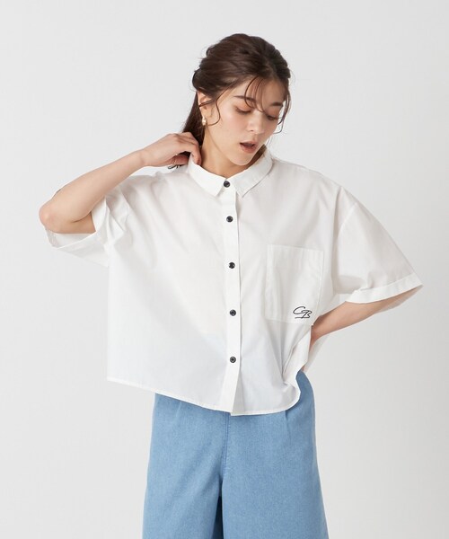 Cutie Blonde（キューティーブロンド）の「◆スタイルアップも叶える！ 旬なオーバーサイズ短丈シャツ（シャツ/ブラウス・レディース・ホワイト系/ネイビー系2・00）」の6枚目の写真
