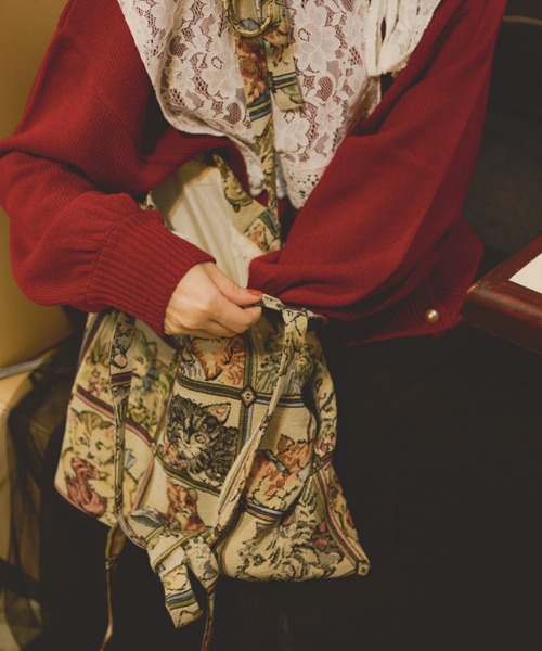 kutir（クティール）の「【クティールとレトロ】リボンゴブラントートバッグ（トートバッグ・レディース・グリーン/ベージュ/ブラック/ブラウン・FREE）」の6枚目の写真