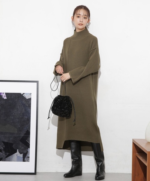 NANO universe（ナノユニバース）の「編地切り替えニットワンピース