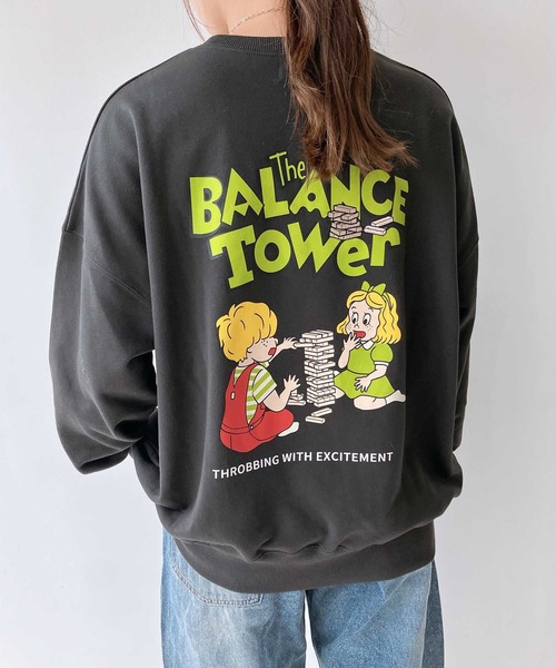 AS KNOW AS plus(アズノゥアズプラス)の「☆レトロキッズ ビッグスウェットプルオーバー(スウェット・レディース・キナリ/スミクロ/ダークブルー/アイボリー系/ブルー系/ブラック系/オートミール/ホワイト系1/ブラック系1/アイボリー系1/ブルー系1/ブルー系2/ブラック系2/アイボリー系2・FREE)」の4枚目の写真