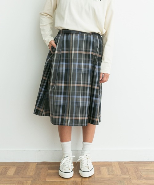 URBAN RESEARCH DOORS(アーバンリサーチドアーズ)の「『親子リンク』カラーチェックスカート(KIDS)(スカート・キッズ・オレンジ系その他/グレー系その他・150)」の9枚目の写真