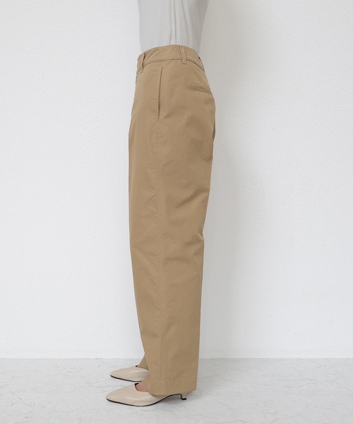 andme（アンドミー）の「ハイウエストセンタープレスチノロングパンツ（チノパンツ・レディース・アイボリー/ブラウン/ブラック/ベージュ・M/L）」の20枚目の写真