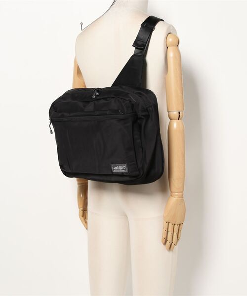 Eddie Bauer（エディーバウアー）の「スカイラー スリングバッグ（ショルダーバッグ・メンズ・ネイビー/ブラック・F）」の15枚目の写真