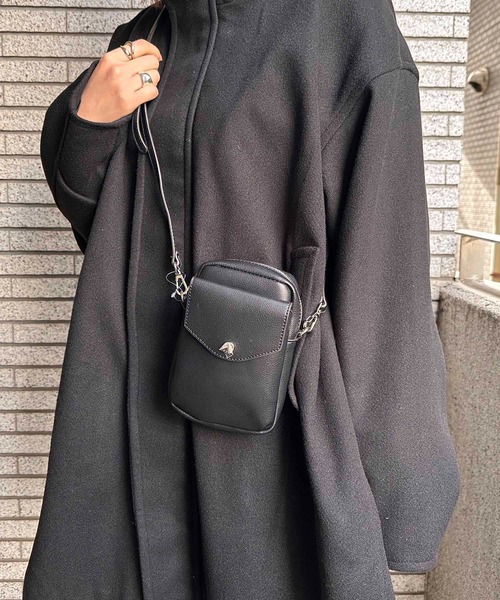 Legato Largo(レガートラルゴ)の「Legato Largo / かるいかばんマイクロショルダー / LH-P0005Z(ショルダーバッグ・レディース・ベージュ/ラベンダー/シルバー/ブラック/アイボリー/オリーブ/キャメル/イエロー/ライトブルー・ONESIZE)」の3枚目の写真