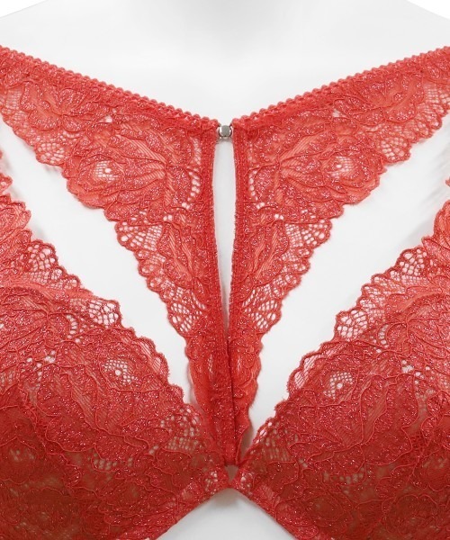 ANNEBRA（アンブラ）の「Love フロントデザインモールドカップブラジャー（ブラジャー・レディース・ホワイト/レッド・B70/C70/F70/F75/C75/D75/D80/G70/E70/E75/G75/B75/C80/D70/E80）」の11枚目の写真