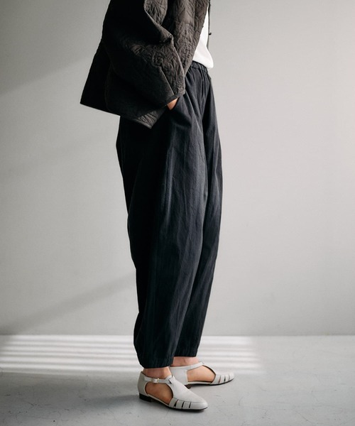 かぐれ（カグレ）の「コットンボリュームパンツ（その他パンツ・レディース・ブラック/アイボリー・FREE）」の6枚目の写真