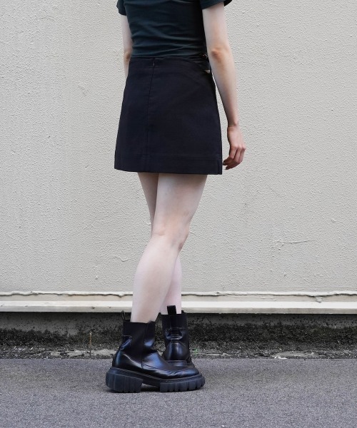 GANNI(ガニー)の「GANNI Cotton Suiting Mini Skirt(スカート・レディース・ブラック・32)」の3枚目の写真