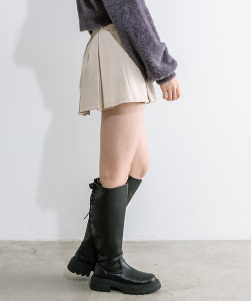 OLIVE des OLIVE（オリーブデオリーブ）の「ベルト付きボックスプリーツミニスカート　1041010010（スカート・レディース・チャコールグレー/ケミカルウォッシュ/アイボリー/ブラック・FREE）」の9枚目の写真