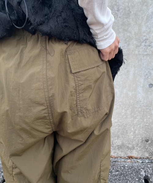 JEANS FACTORY Clothes（ジーンズファクトリークローズ）の「【non-no 10月号掲載】[Jeans Factory Clothes/ジーンズファクトリークローズ] ナイロンカーゴパンツ（カーゴパンツ・レディース・カーキ/ピンク/ブラック/ホワイト・M/S）」の14枚目の写真