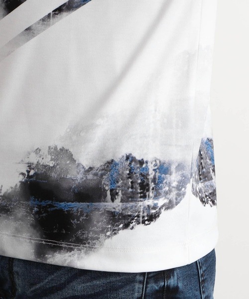 HIDEAWAYS NICOLE（ハイダウェイニコル）の「フォトラインアラカルトVネック半袖Ｔシャツ（Tシャツ/カットソー・メンズ・ホワイト系その他/ブラック系その他/ホワイト系その他2/ブラック系その他2・MEDIUM/LARGE/X-LARGE）」の10枚目の写真