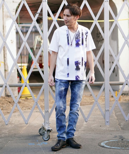 HIDEAWAYS NICOLE（ハイダウェイニコル）の「フォトラインアラカルトVネック半袖Ｔシャツ（Tシャツ/カットソー・メンズ・ホワイト系その他/ブラック系その他/ホワイト系その他2/ブラック系その他2・MEDIUM/LARGE/X-LARGE）」の15枚目の写真