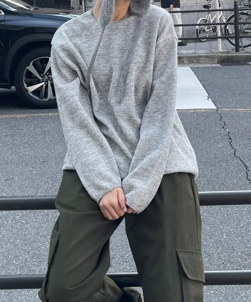 Chikashitsu +(チカシツプラス)の「【Chikashitsu +】unisex over knit / 【チカシツプラス】ユニセックスオーバーサイズ長袖ニット(ニット/セーター・メンズ・ブラック/チャコール/カーキ/杢グレー・ONE SIZE)」の9枚目の写真