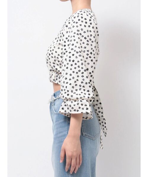 GYDA（ジェイダ）の「BACKリボンスクエアネックブラウス（シャツ/ブラウス・レディース・ブラック/オフホワイト/その他1・FREE）」の13枚目の写真