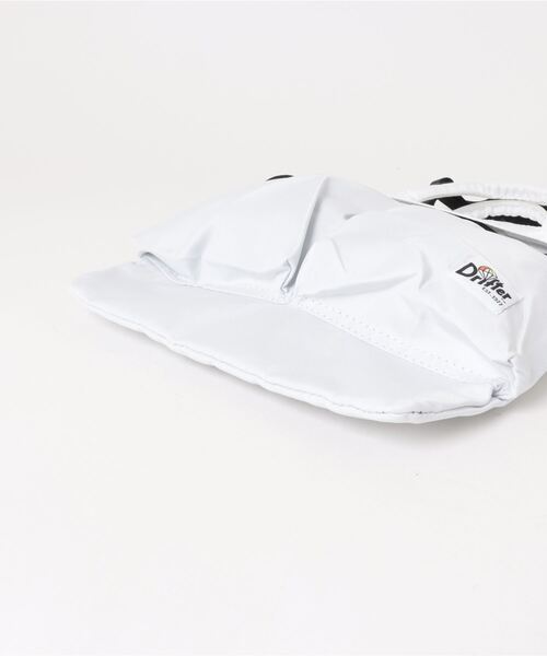 Drifter(ドリフター)の「HELMET BAG S/ヘルメットバッグ Sサイズ(ショルダーバッグ・レディース・ブラック/ターコイズブルー/ライトイエロー/ホワイト/タン・FREE)」の7枚目の写真