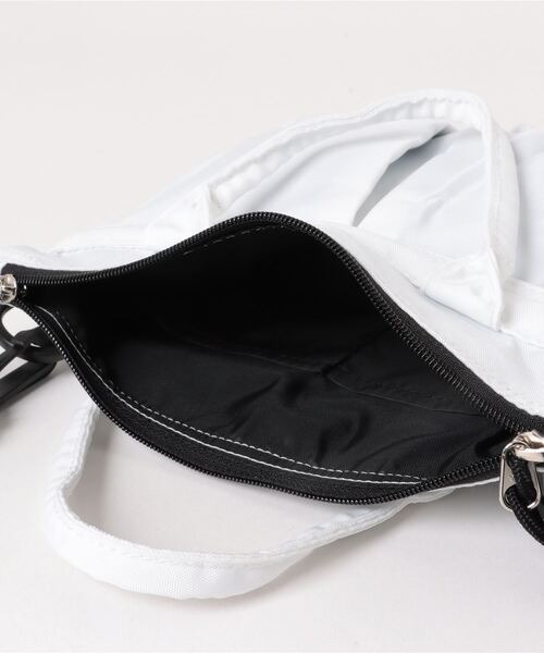 Drifter(ドリフター)の「HELMET BAG S/ヘルメットバッグ Sサイズ(ショルダーバッグ・レディース・ブラック/ターコイズブルー/ライトイエロー/ホワイト/タン・FREE)」の8枚目の写真