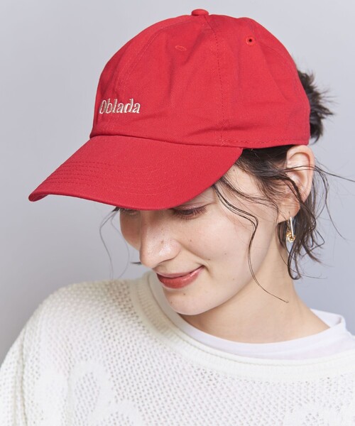 Oblada(オブラダ)の「【別注】<Oblada>コットン ロゴ キャップ(キャップ・レディース・ベージュ/レッド・FREE)」の9枚目の写真
