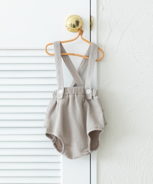 pairmanon（ペアマノン）の「【ベビー】サスペンダー付き ワッフルフリルブルマ（その他ベビーウェア・キッズ・ライトパープル/ライトベージュ/ブラック系その他2/ホワイト系その他2・70/80）」の4枚目の写真