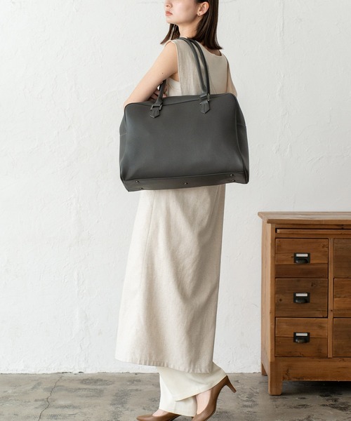 VitaFelice（ヴィータフェリーチェ）の「ラウンドファスナービッグボストンバッグ キャリーバー通し付き（ボストンバッグ・レディース・グレー/ブラック/ライトグレー・FREE）」の8枚目の写真