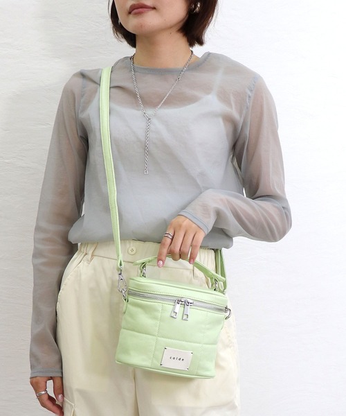 COLDE （コルデ）の「ボンディングバニティバッグ（ショルダーバッグ・レディース・ブラック/シルバー/ライトグリーン・FREE）」の3枚目の写真
