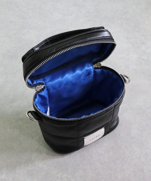 COLDE （コルデ）の「ボンディングバニティバッグ（ショルダーバッグ・レディース・ブラック/シルバー/ライトグリーン・FREE）」の8枚目の写真