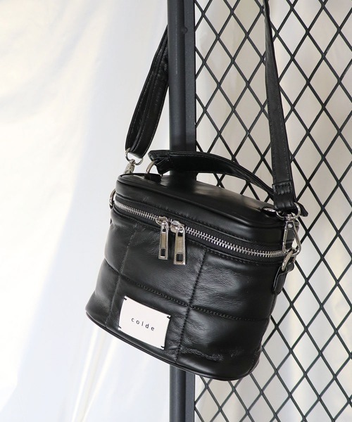 COLDE （コルデ）の「ボンディングバニティバッグ（ショルダーバッグ・レディース・ブラック/シルバー/ライトグリーン・FREE）」の10枚目の写真