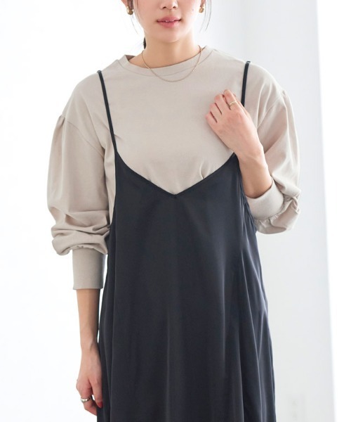 Pierrot（ピエロ）の「【イージーケア】ボリュームスリーブカットソー（Tシャツ/カットソー・レディース・ブラック/グレイッシュベージュ/オフホワイト・M/L）」の3枚目の写真