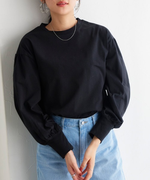 Pierrot（ピエロ）の「【イージーケア】ボリュームスリーブカットソー（Tシャツ/カットソー・レディース・ブラック/グレイッシュベージュ/オフホワイト・M/L）」の2枚目の写真