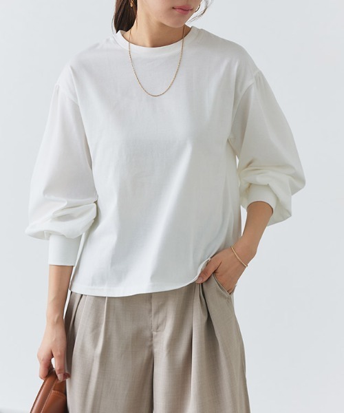 Pierrot（ピエロ）の「【イージーケア】ボリュームスリーブカットソー（Tシャツ/カットソー・レディース・ブラック/グレイッシュベージュ/オフホワイト・M/L）」の5枚目の写真