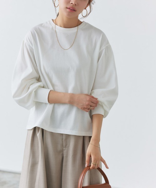 Pierrot（ピエロ）の「【イージーケア】ボリュームスリーブカットソー（Tシャツ/カットソー・レディース・ブラック/グレイッシュベージュ/オフホワイト・M/L）」の6枚目の写真