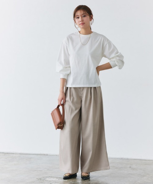 Pierrot（ピエロ）の「【イージーケア】ボリュームスリーブカットソー（Tシャツ/カットソー・レディース・ブラック/グレイッシュベージュ/オフホワイト・M/L）」の7枚目の写真