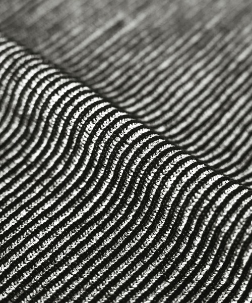 n'OrLABEL（ノアールレーベル）の「『配色リバーシブル半袖ニット』（ニット/セーター・レディース・ブラック/ラベンダー・1/2）」の19枚目の写真