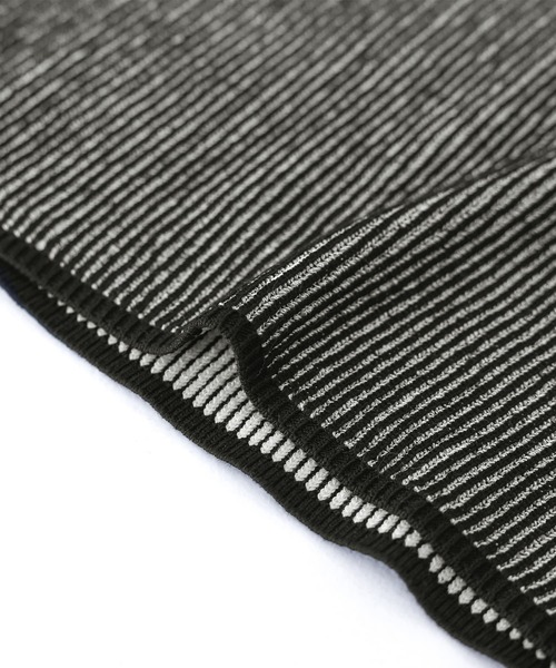 n'OrLABEL（ノアールレーベル）の「『配色リバーシブル半袖ニット』（ニット/セーター・レディース・ブラック/ラベンダー・1/2）」の21枚目の写真