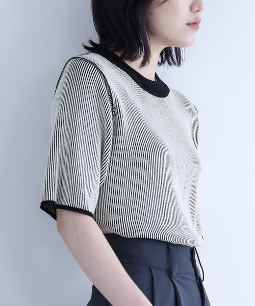 n'OrLABEL（ノアールレーベル）の「『配色リバーシブル半袖ニット』（ニット/セーター・レディース・ブラック/ラベンダー・1/2）」の11枚目の写真